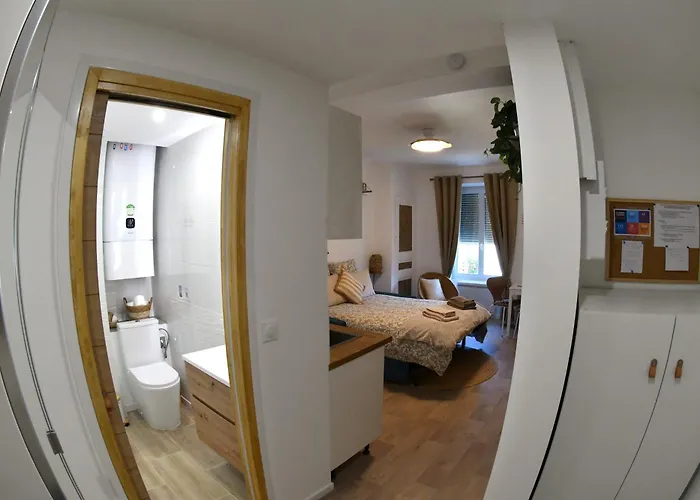 Elégance Naturelle Proche Gare Appartement *